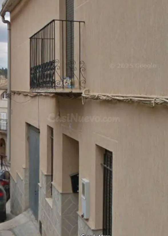 SE VENDE piso OKUPADO en Calle San Jaime Nº 5 Alborache (Val