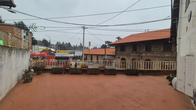 Dos pisos y un local en Cercedilla — 28