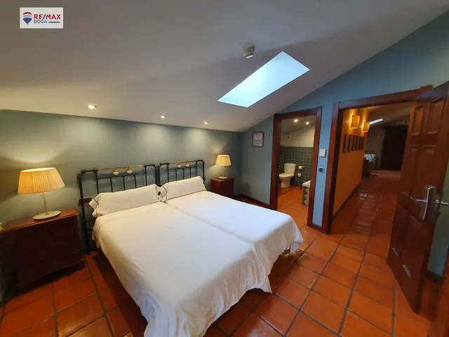OPORTUNIDAD DE HOTEL EN UN ENTORNO DE ENSUEÑO — 45