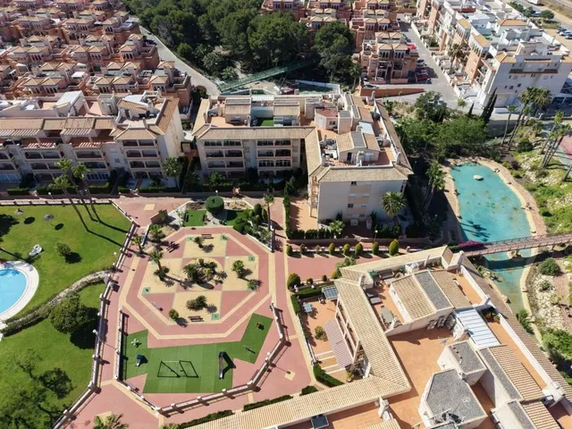 Apartamento 3 habitaciones 81m² en venta - Playa Flamenca — 28