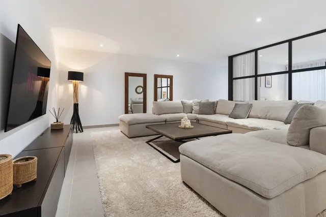 Villa 6 habitaciones 352m² en alquiler - Costa Del Sol — 21