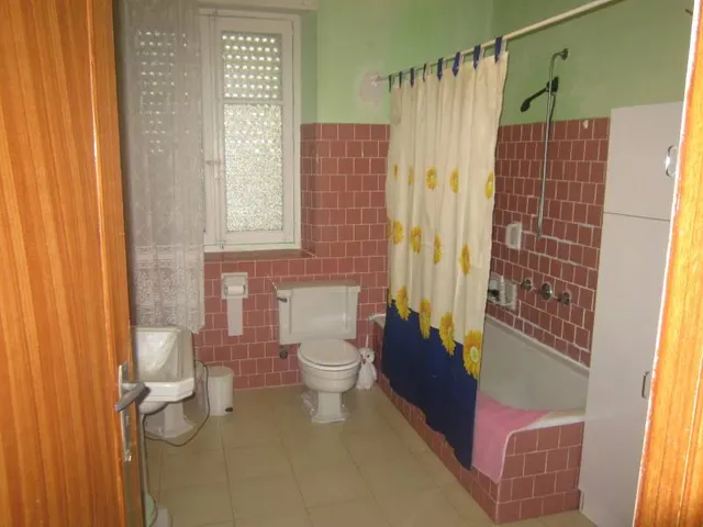 SE VENDE CASA EN EL CENTRO DE VALENCIA DE DON JUAN — 19