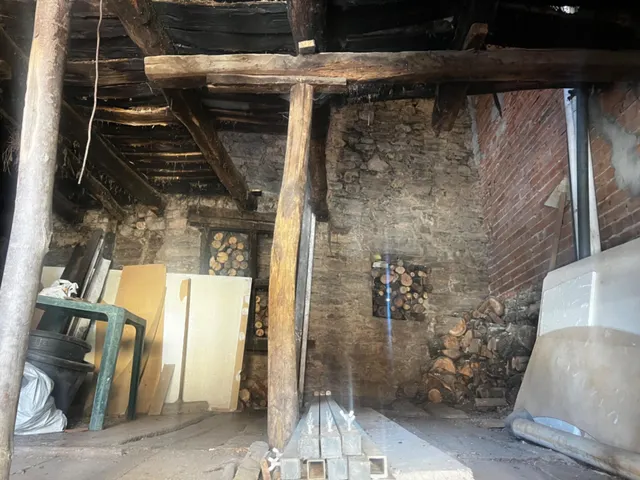 FANTASTICA CASA DE PIEDRA EN LOMBILLO — 3