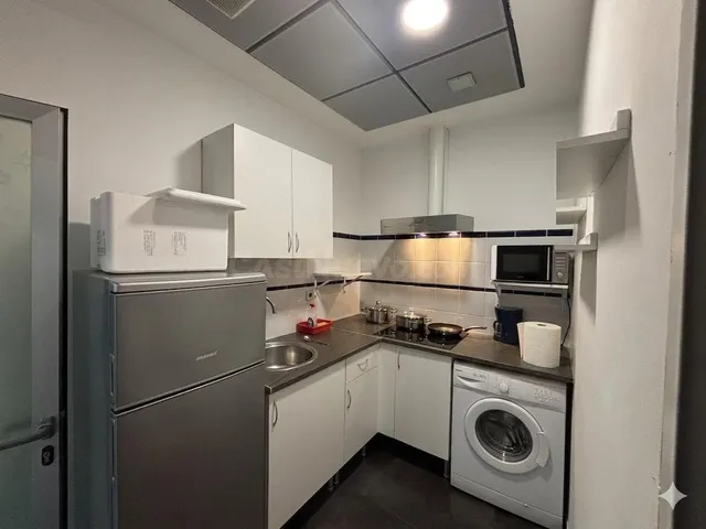 IMPORTANTE: NO SE PUEDE REALIZAR EL CAMBIO DE USO A VIVIENDA - foto 4