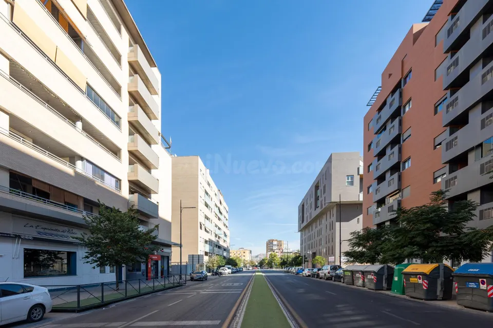 Local comercial en el Campus de la Salud