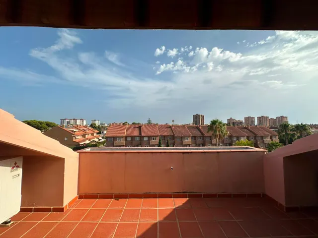 Chalet adosado en ciudad jardín — 36