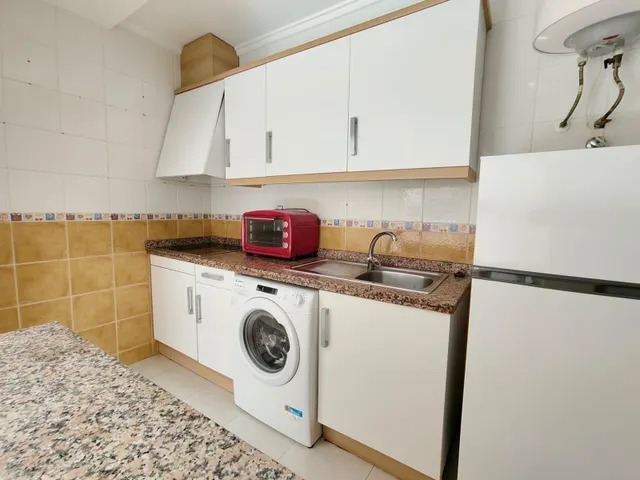ADOSADO CON PISCINA EN AGUAS NUEVAS — 8