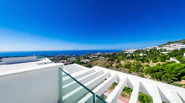 ¡GRAN OPORTUNIDAD! ÁTICO DE LUJO CON SOLÁRIUM PRIVADO Y VISTAS AL MAR Y MONTAÑA EN BENALMÁDENA – BLUE SEA HOMES — 19