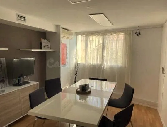 Local Comercial | Centro de Montornès del Vallès, acceso directo desde la calle — 3