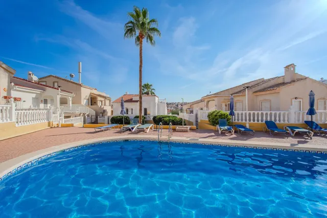 Chalet 2 habitaciones 82m² en venta - Costa blanca sur - foto 2