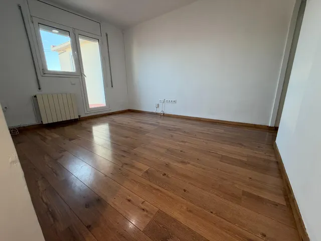 Ático de 2 habitaciones más despacho con terraza de 22 m2 — 12