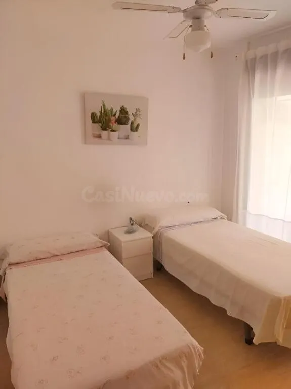 En venta, apartamento de 2 habitaciones con amplia terraza e - foto 4
