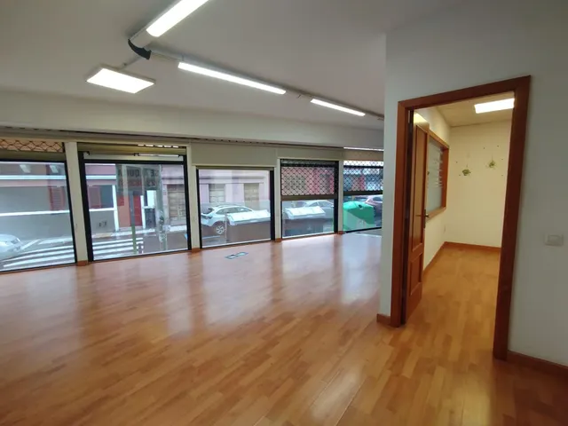 Local Comercial en Alquiler en Arenales, Las Palmas de Gran Canaria - €1650 — 11