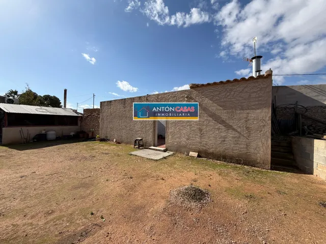 CASA REFORMADA CON TERRENO RÚSTICO DE 3.000 M2 EN ÚBEDA – PINOSO — 34