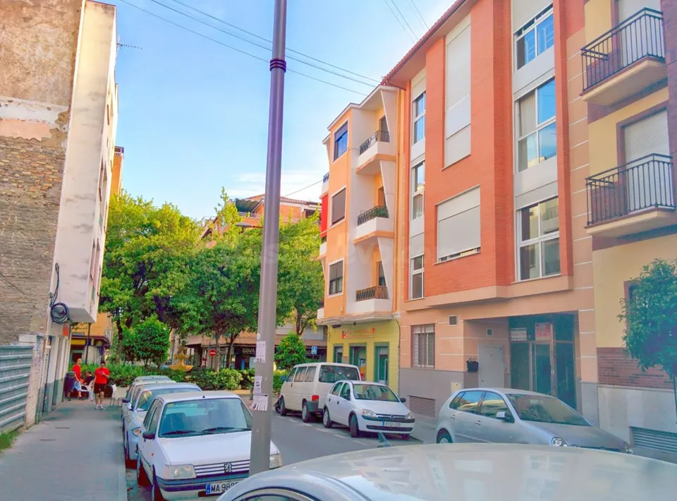 ¡Oportunidad de Inversión en el Corazón de Granada!