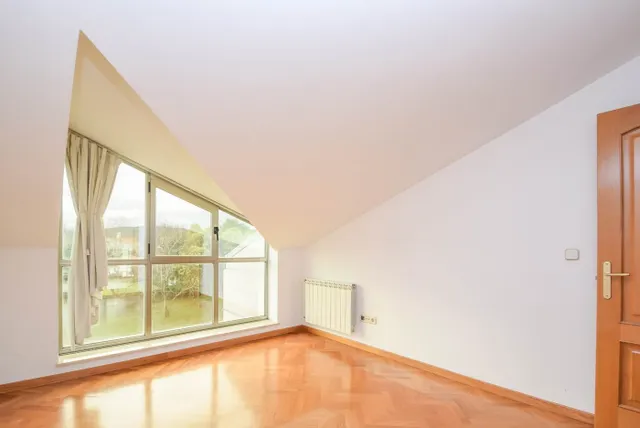Apartamento de diseño en a corveira, Culleredo — 11