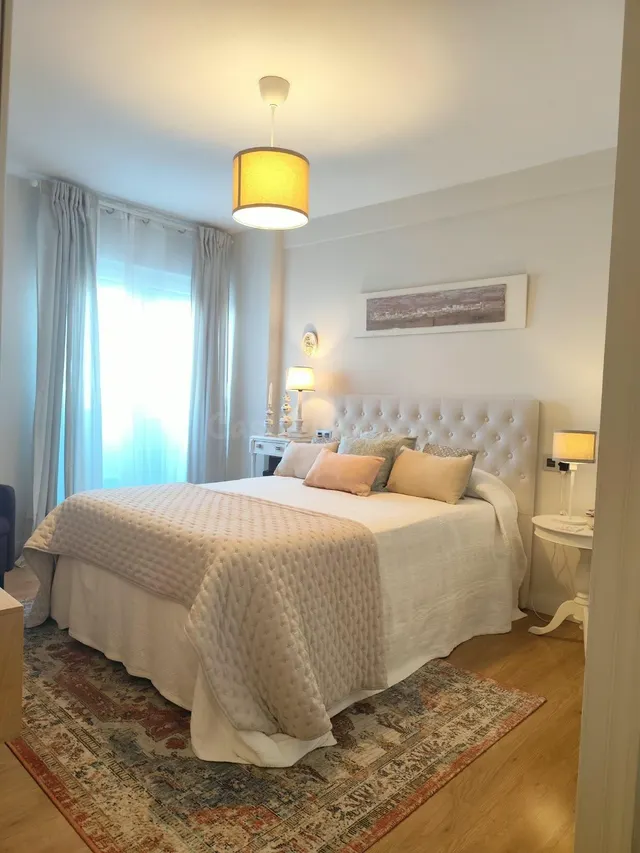 VIVIENDA REFORMADA;  CALIDAD, AMPLITUD Y UNAS VISTAS QUE MARCAN LA DIFERENCIA AL PASEO MARÍTIMO Y AL PUERTO. — 2
