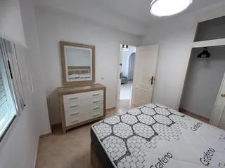 Acogedor Apartamento de 2 habitaciones con Piscina Comunitaria en Alquiler — 7