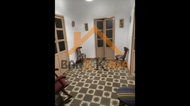 SE VENDE CASA CON LOCAL ABAJO EN FIÑANA ZONA CENTRO — 2