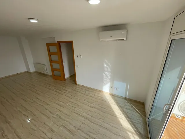 Dúplex céntrico en venta en Olesa de Montserrat, con terrazas y parking — 27