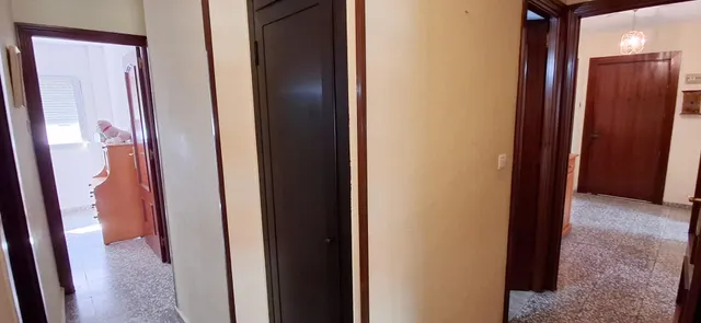AMPLIA VIVIENDA DE 4 DORMITORIOS Y 2 BAÑOS. MEJOR PRECIO DE ZONA — 27