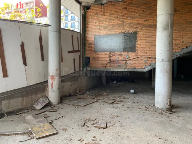 SE ALQUILA LOCAL COMERCIAL EN LA ZONA DE O COUTO — 5