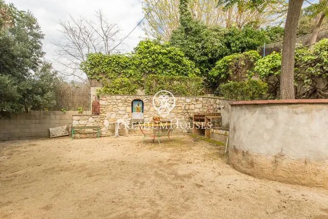 Masía a la venta en Arenys de Mar con vistas a la naturaleza — 35