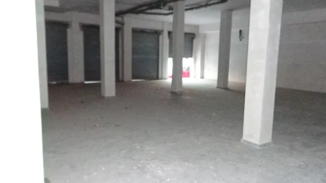 LOCAL EN VENTA EN PETRER — 17