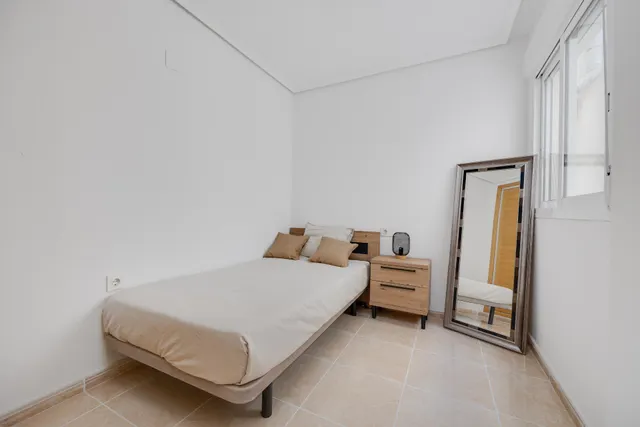 Apartamentos renovados en el centro de San Fulgencio — 24