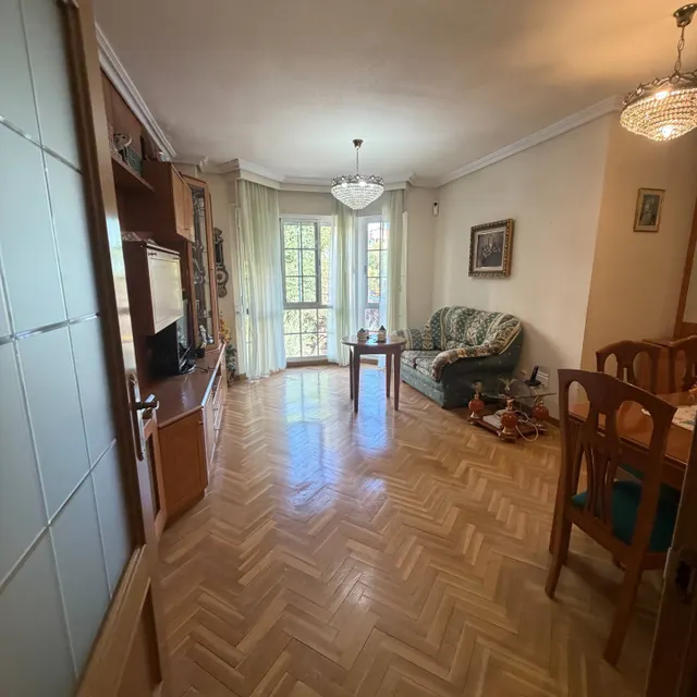 Urbanizacion privada con piscina, 4 dormitorios, 2 baños y posibilidad de adquirir una plaza de garaje doble — 16