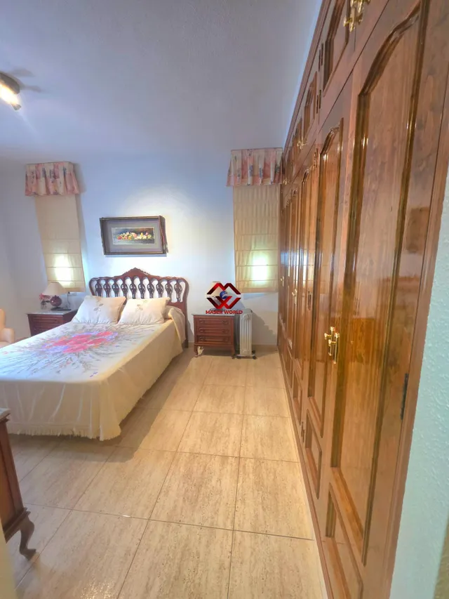 Villa en esquina con piscina privada, garaje a 800 m de la playa en Santiago de la Ribera — 28