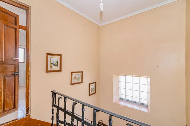Gran casa de pueblo con terreno, en Ambroz (1260 m2 de parcela) — 32