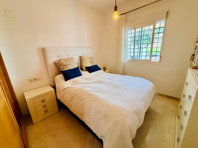PISO DE TRES DORMITORIOS CON VISTAS AL CAMPO DEL GOLF — 14