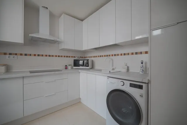 Espectacular piso de 3 dormitorios y 2 baños más cochera y trastero en el centro de Churriana de la Vega!!!!!!!!!!!!!!!!!!!!!!! — 12