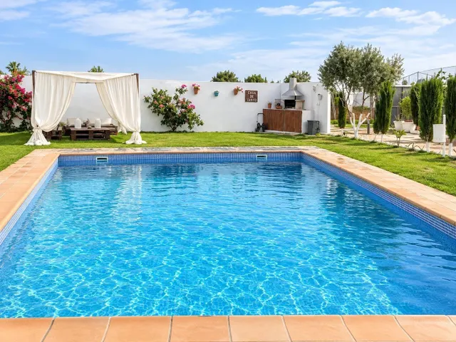 EN VENTA CASA DE CAMPO CON PISCINA - foto 4