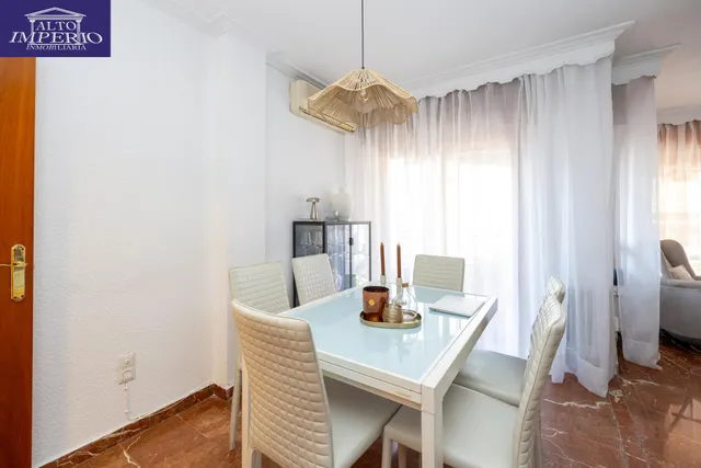 Piso y cochera en venta junto Acera de Darro. — 13
