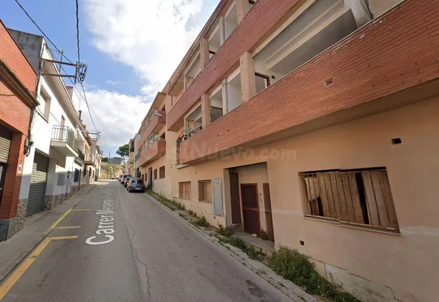 Se vende piso OKUPADO en Calle Ramón Y Cajal 31 de Tordera (