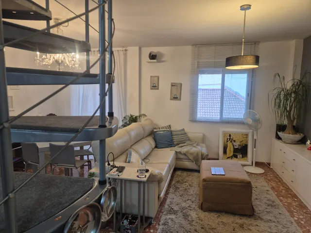 Magnifico piso tipo duplex con amplia terraza con piscina y trastero en villafranca!!! — 18