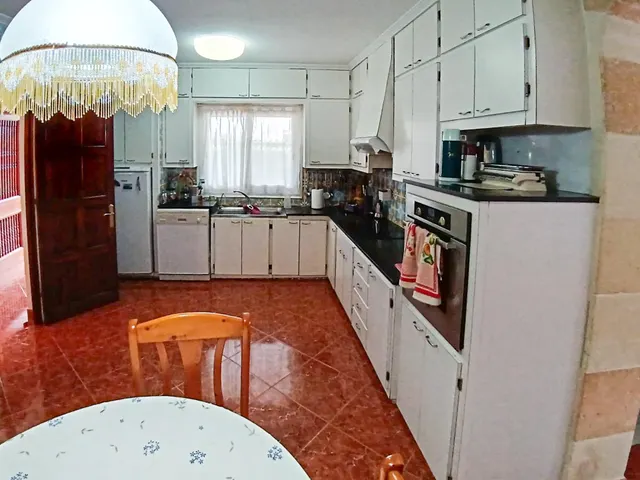 Acogedor Chalet en Planta Baja en San Oleo — 11