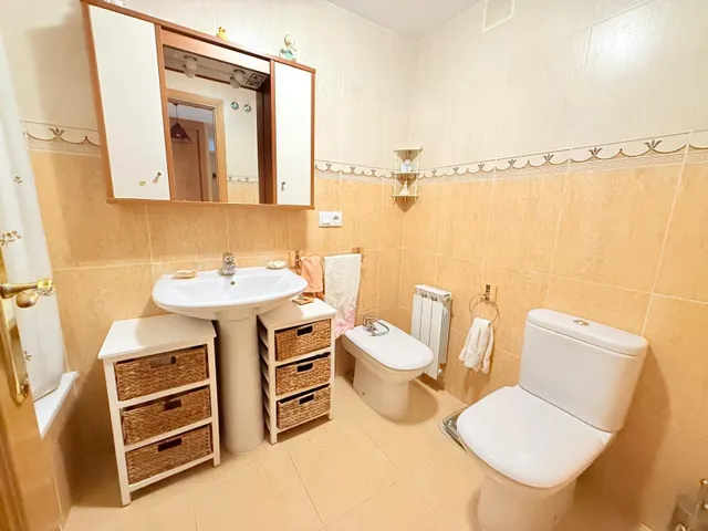 Amplio y moderno apartamento en La Rosaleda, Ponferrada - €700/mes — 13