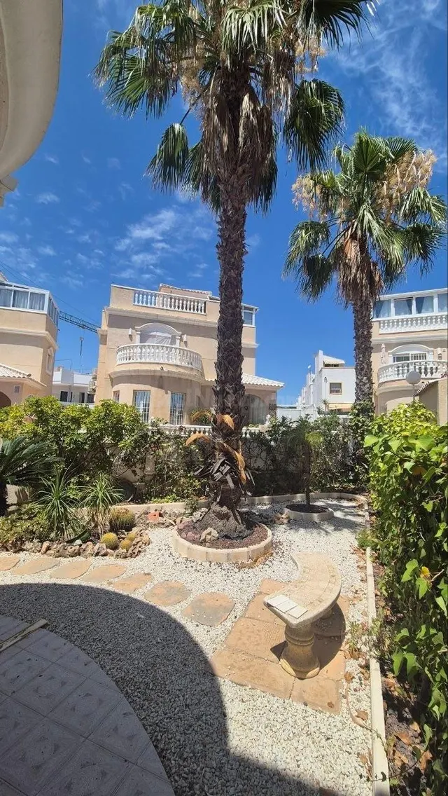 Casa o chalet independiente en venta en Calle Panticosa, 4 - foto 3