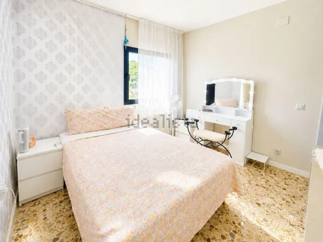 Casa 5 habitaciones 250m² en venta - Los Monasterios-Alfinach — 11
