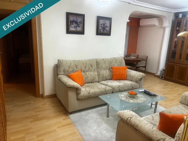 Exclusiva vivienda totalmente reformada y amueblada en Plaza - foto 3