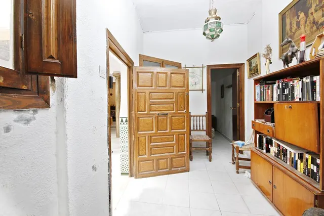 Calle Arriola junto San Juan de Dios — 21