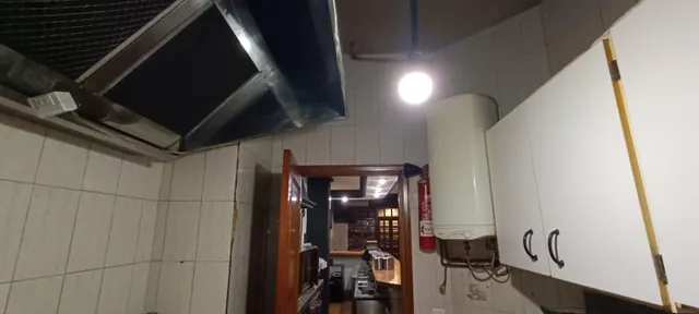 VENTA DE LOCAL Y NEGOCIO DE HOSTELERÍA CON LICENCIA VIGENTE EN ZAMORA ZONA CENTRO/TRES CRUCES... — 7