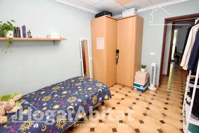 ¡chalet con piscina, zona de aparcamiento, placas solares y gran parcela! — 27