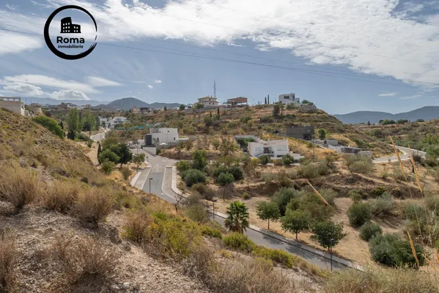 Terreno urbano de 750 m2 en Altos de La Zubia. Parcelas 14 de la manzana L y parcela 17 de la manzana M — 22