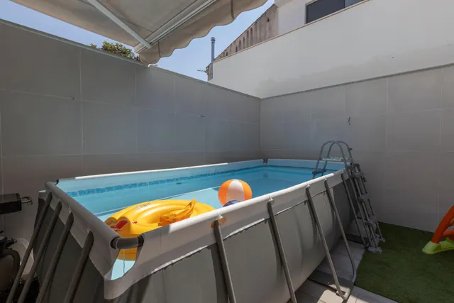 Exclusividad, diseño y eficiencia en  Armilla — 20