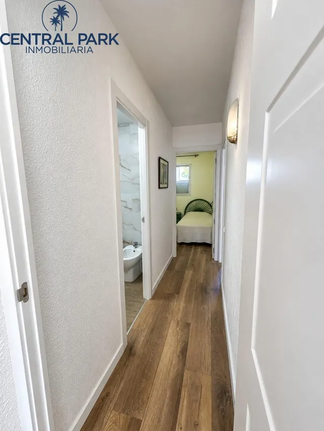 Apartamento reformado en zona turística de Salou. — 17