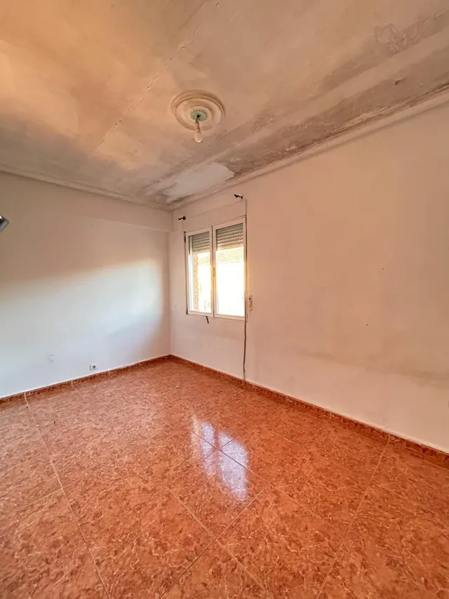 OPORTUNIDAD. PISO 3 habitaciones. ZONA AVE MARIA. — 10